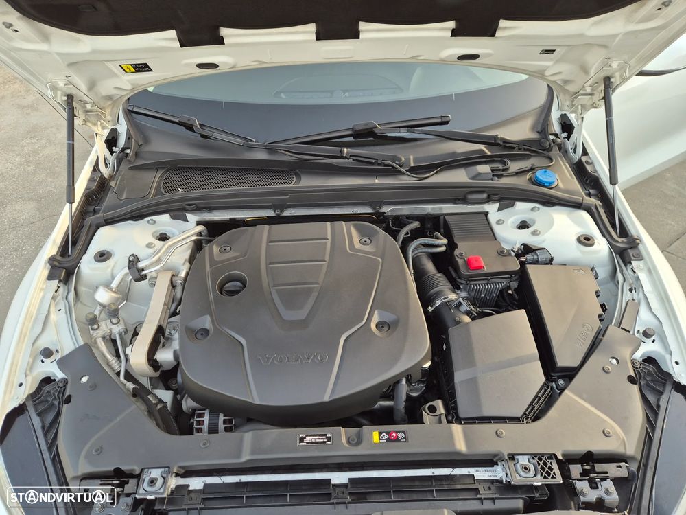 Volvo V60 2.0 D3 Momentum - 42