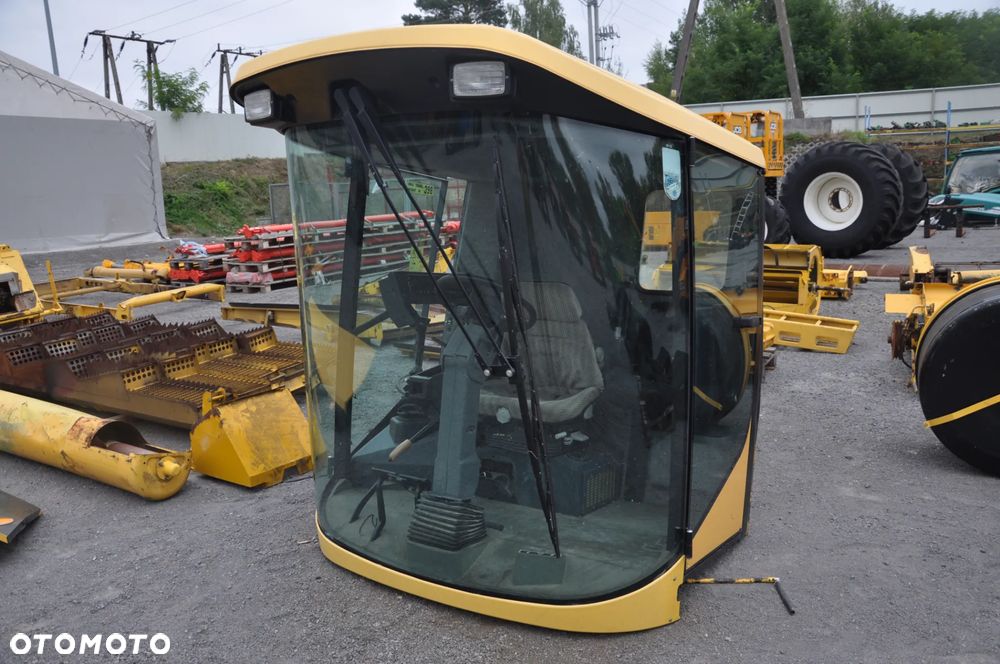 Hydromotor silnik skrzynia New Holland TX 65 66 67 68 - 31