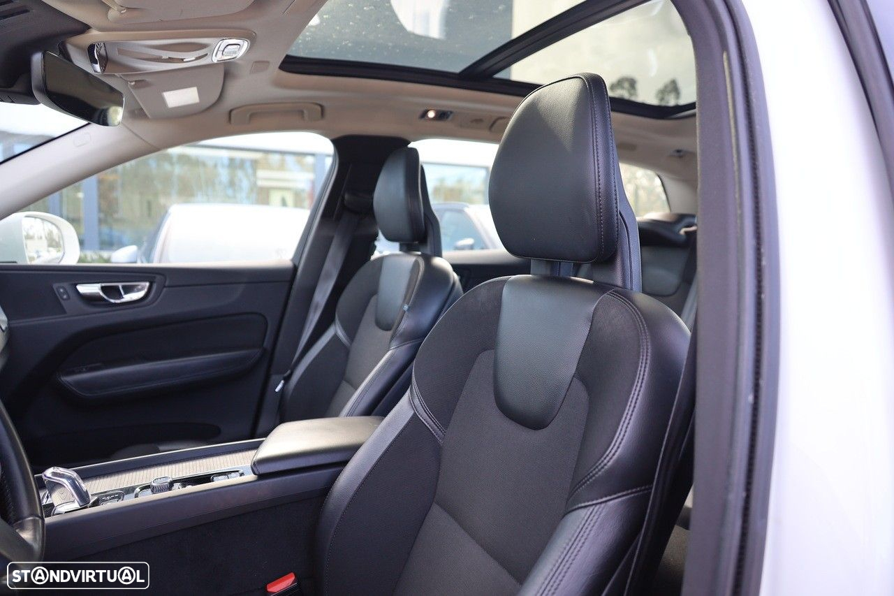 Volvo XC 60 2.0 T8 PHEV Momentum AWD - 6