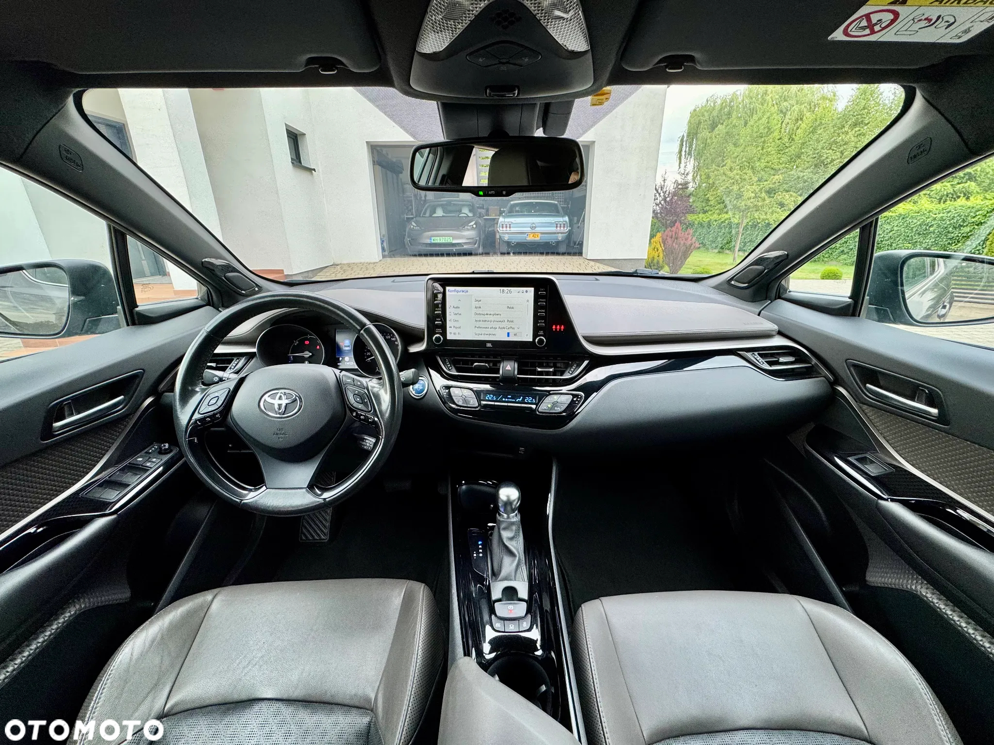 Toyota C-HR 2.0 Hybrid Black Edition - 3