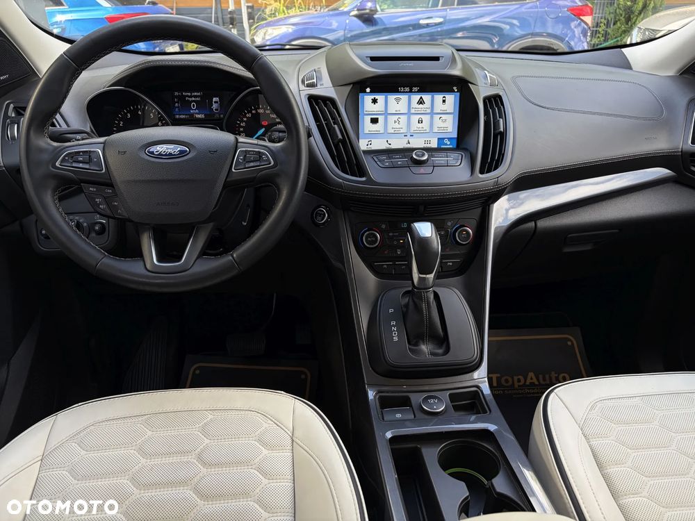 Ford Kuga 1.5 EcoBoost 4x4 Titanium - 36