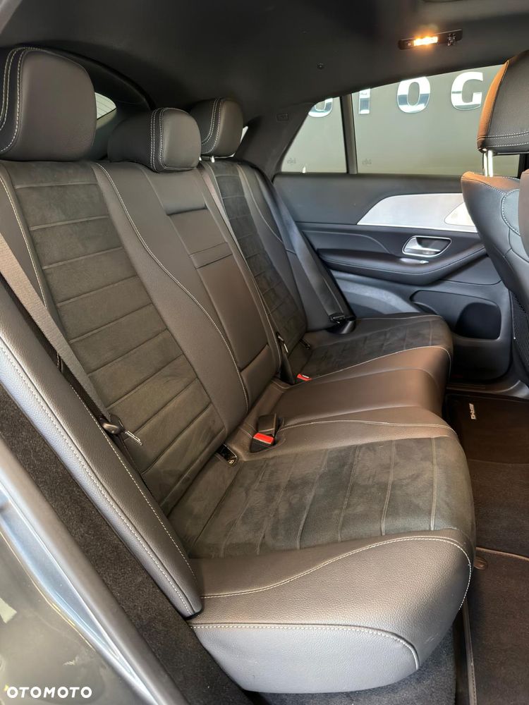 Mercedes-Benz GLE 300 d mHEV 4-Matic AMG Line - 12