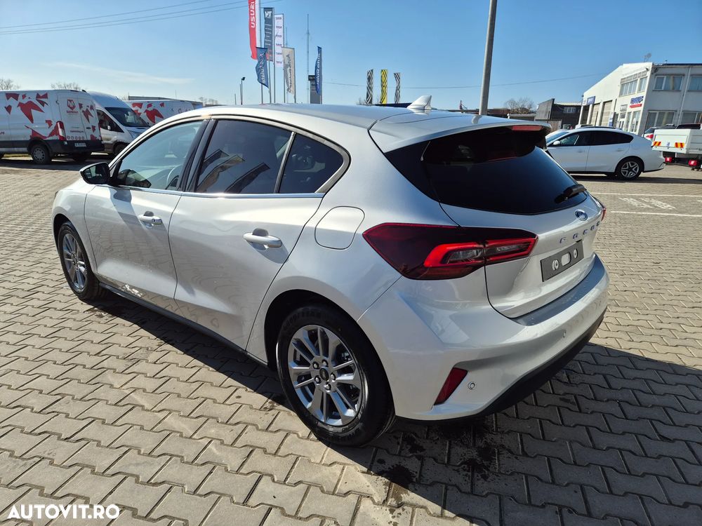 Ford Focus 1.0 EcoBoost 6MT MHEV Titanium X - 5