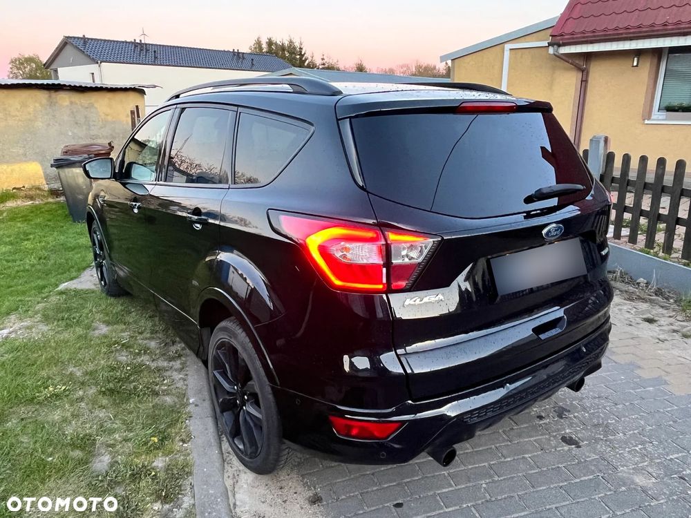 Ford Kuga - 3