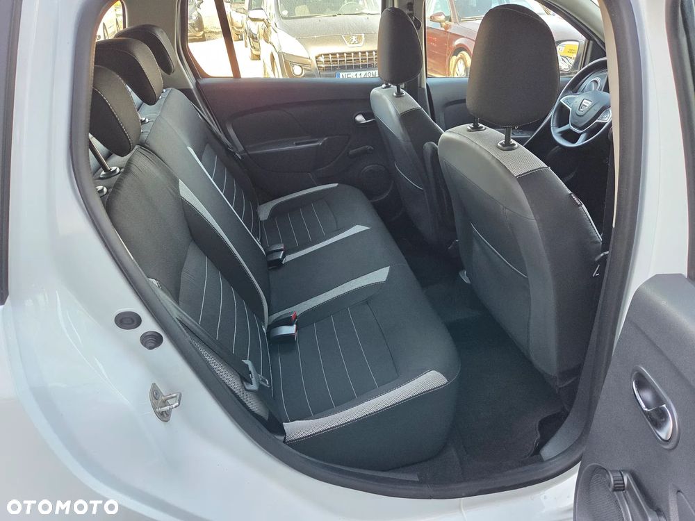 Dacia Logan TCe 90 (S&S) Stepway - 13