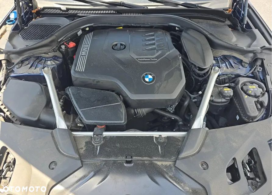 BMW Seria 5 530i xDrive M Sport Edition - 14