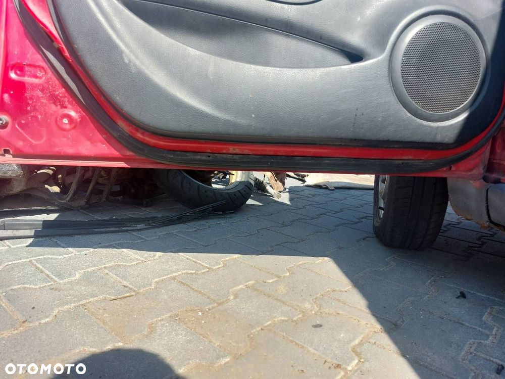 DRZWI KOMPLETNE LEWY PRZÓD DAIHATSU CUORE VI R29 03-07r - 3