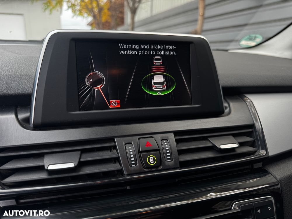 BMW Seria 2 218i Active Tourer Sport Line - 21