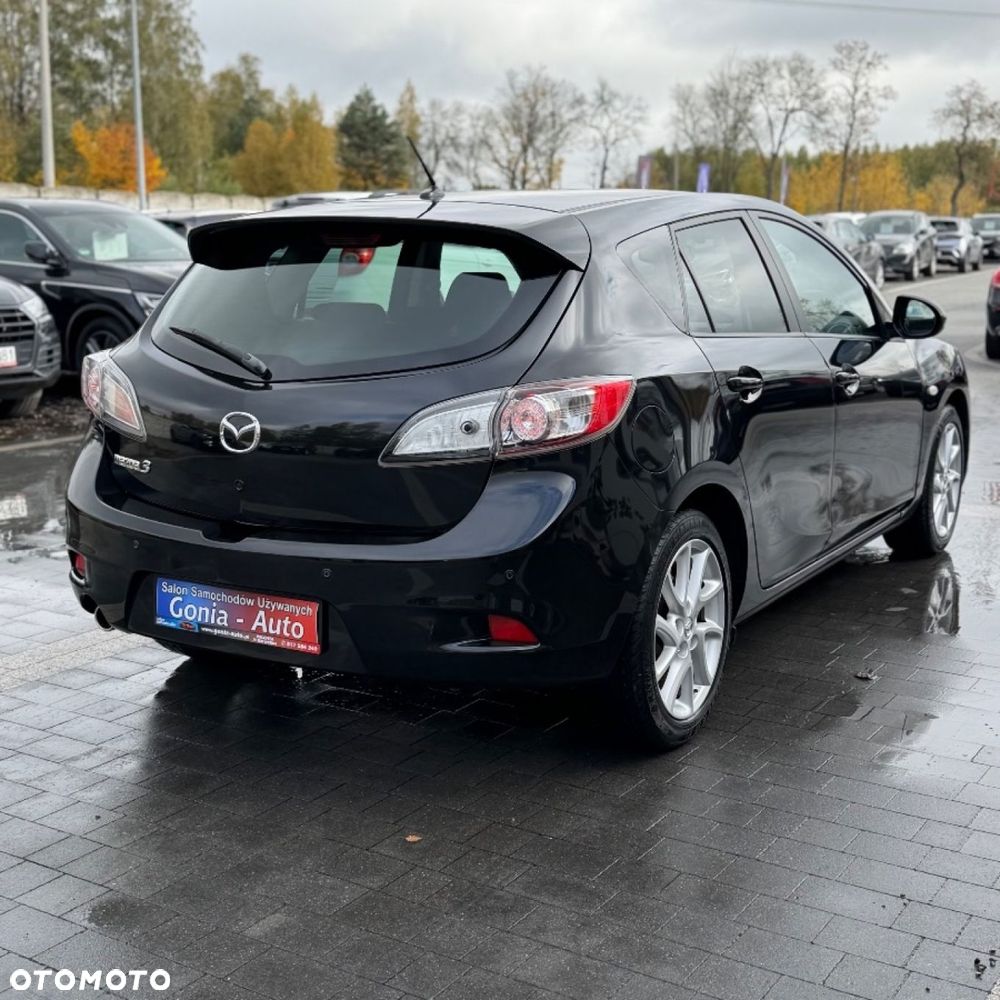 Mazda 3 - 8