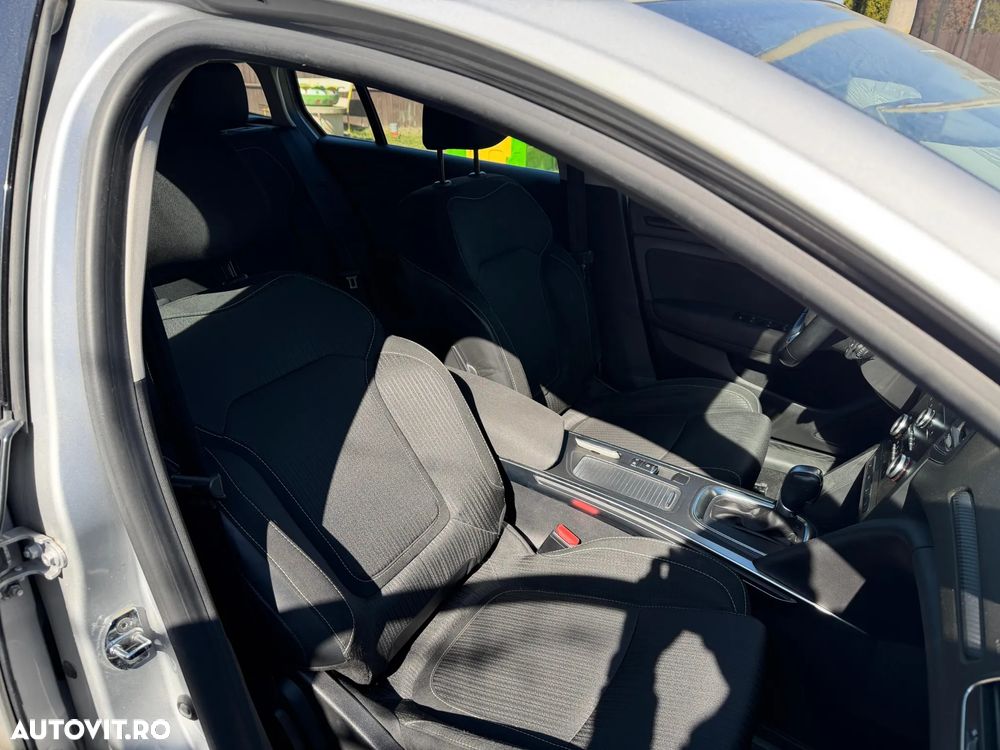 Renault Megane ENERGY dCi 110 EDC BUSINESS - 37