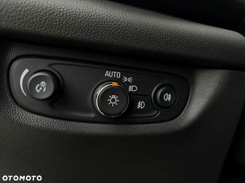 Opel Insignia 2.0 Dynamic - 32