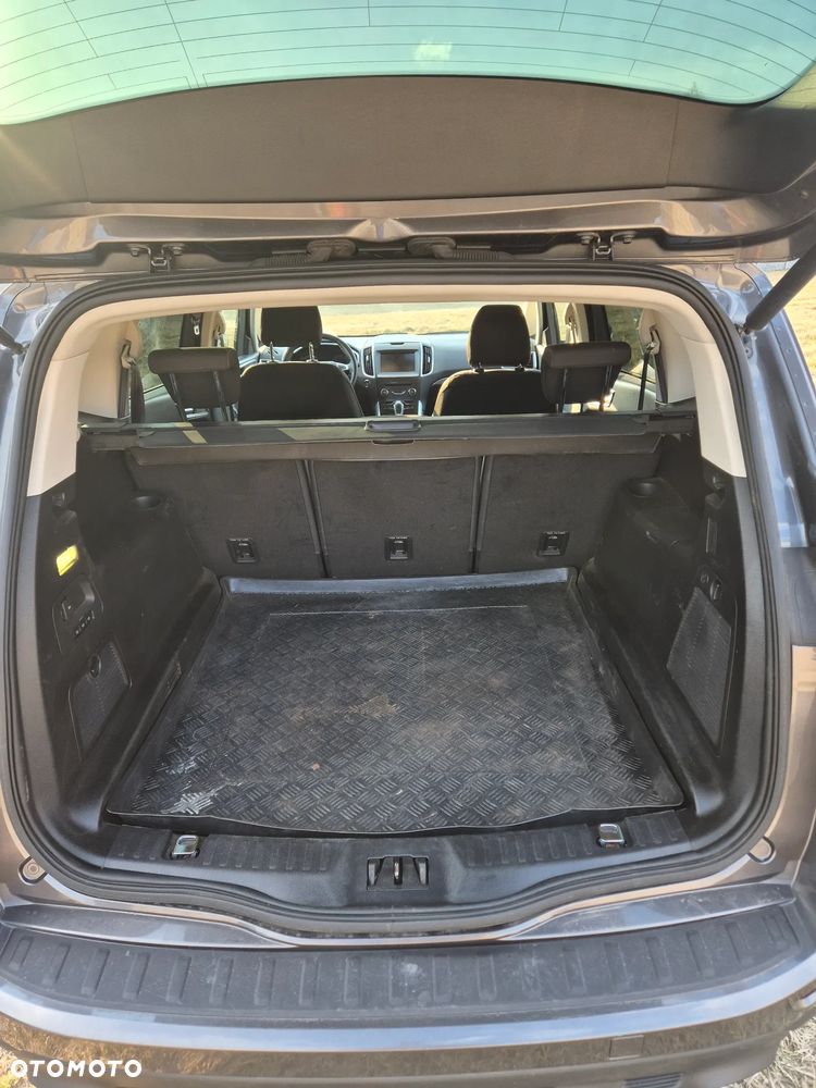 Ford S-Max 2.0 EcoBoost Titanium - 6