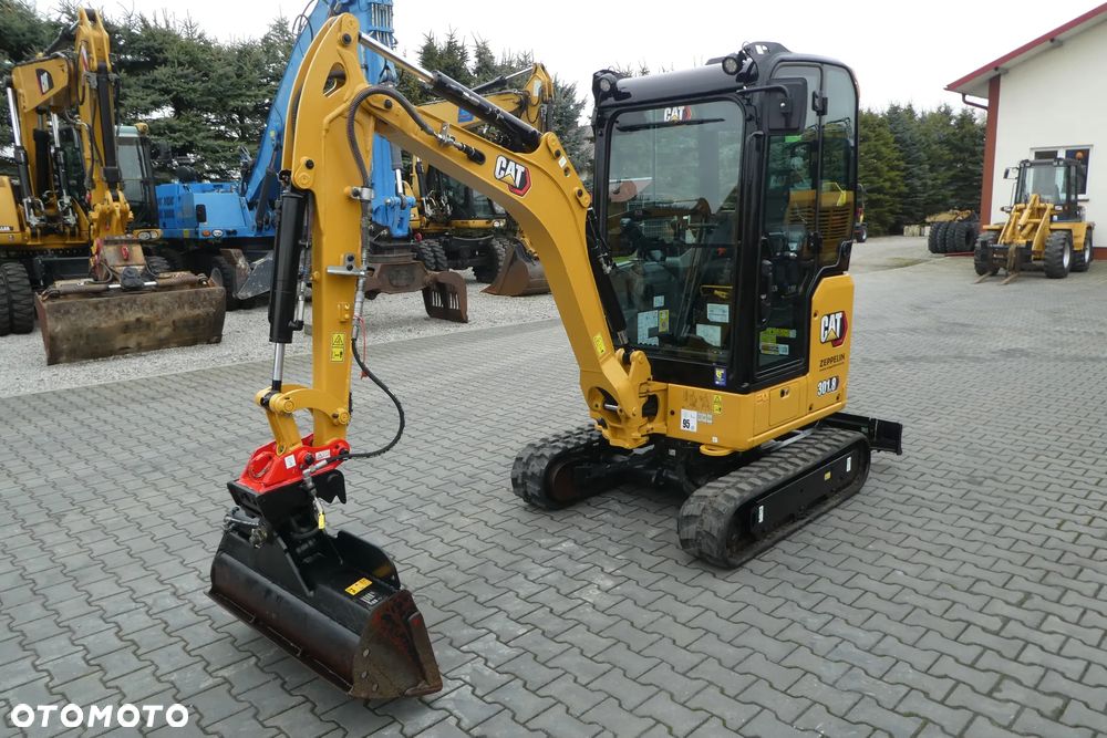 Caterpillar 301.8 -05 SPROWADZONA - 8