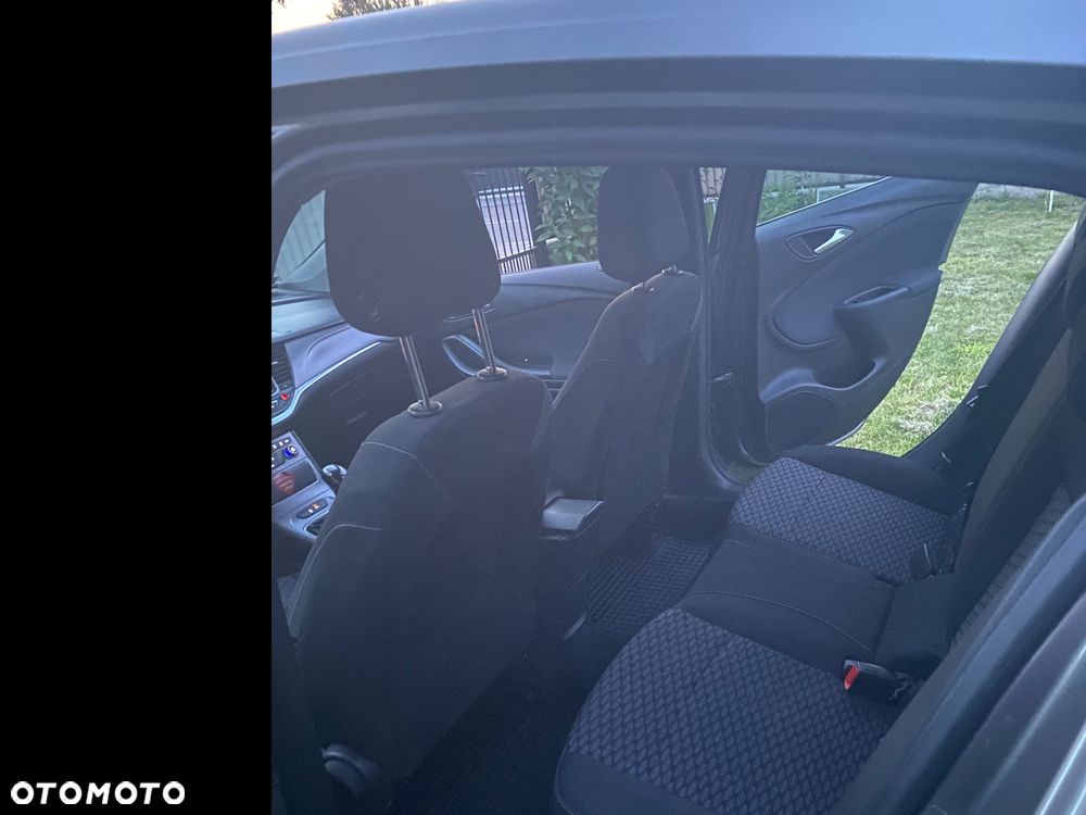 Opel Astra 1.4 T Enjoy - 5