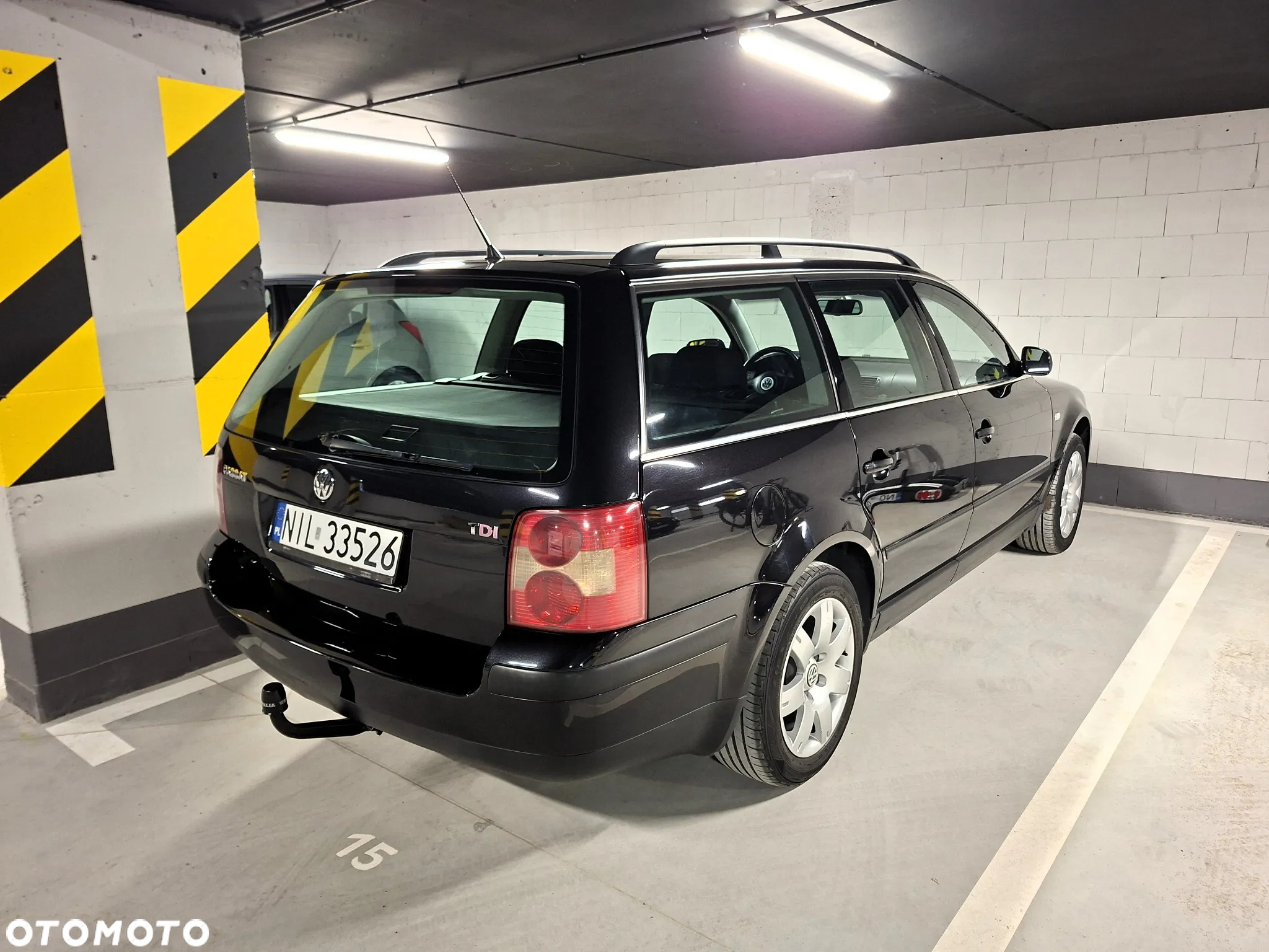 Volkswagen Passat 1.9 TDI Basis - 21