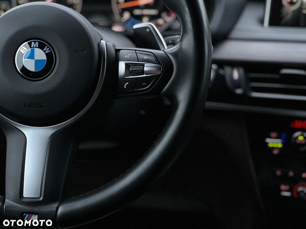 BMW X5 M M50d - 17