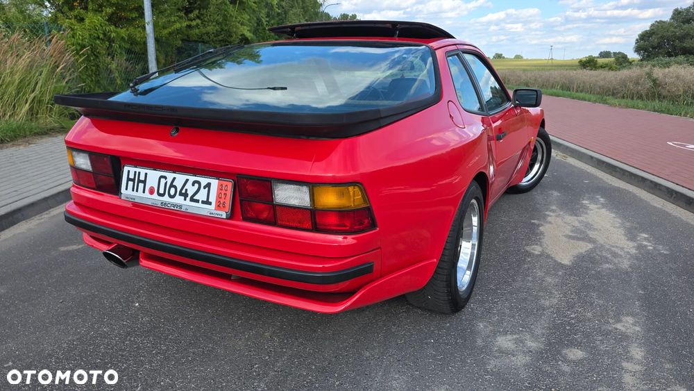 Porsche 944 - 13