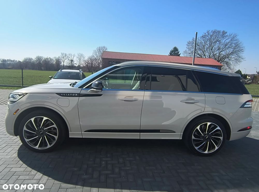 Lincoln Aviator - 4
