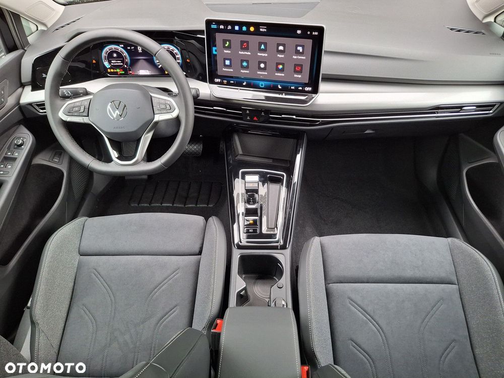 Volkswagen Golf Variant - 4