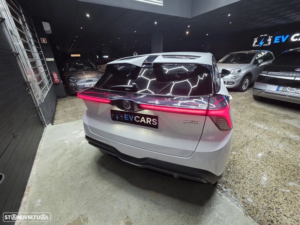 MG MG4 4 Luxury 64 kWh - 10