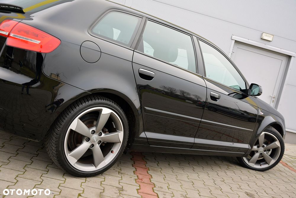 Audi A3 Sportback 1.8 TFSI S line Sportpaket - 25