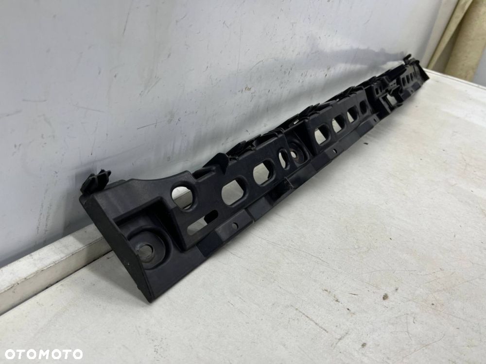 Ślizg Seat Leon III 5f KOMBI 12-16r. tylne środkowe mocowanie wspornik uchwyt zderzaka 5f9807863a - 2