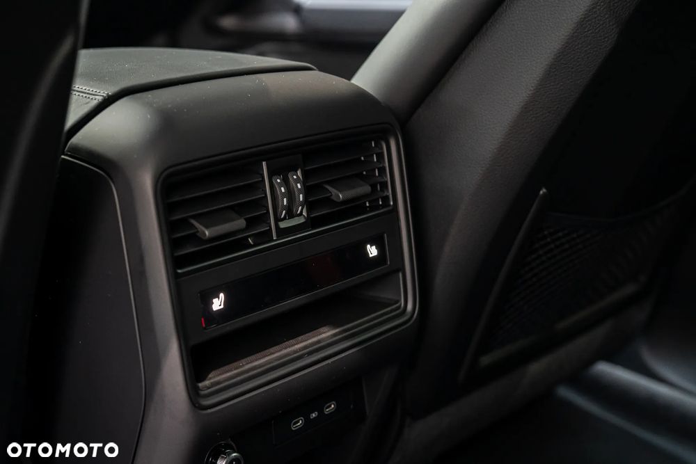 Porsche Cayenne Black Edition - 27