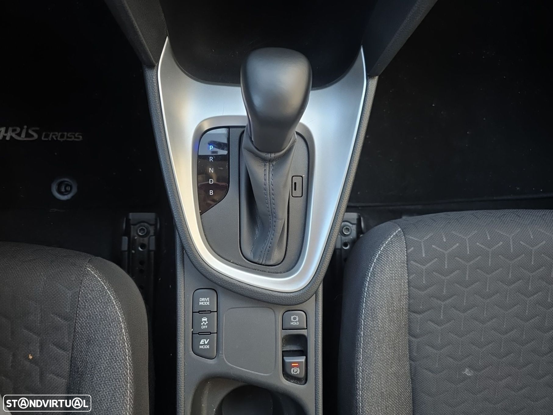 Toyota Yaris Cross - 18