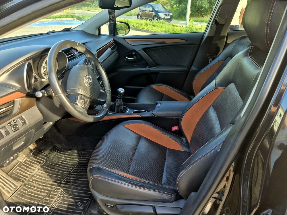 Toyota Avensis 1.8 Prestige - 22