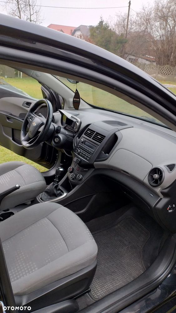 Chevrolet Aveo 1.2 LS+ - 10