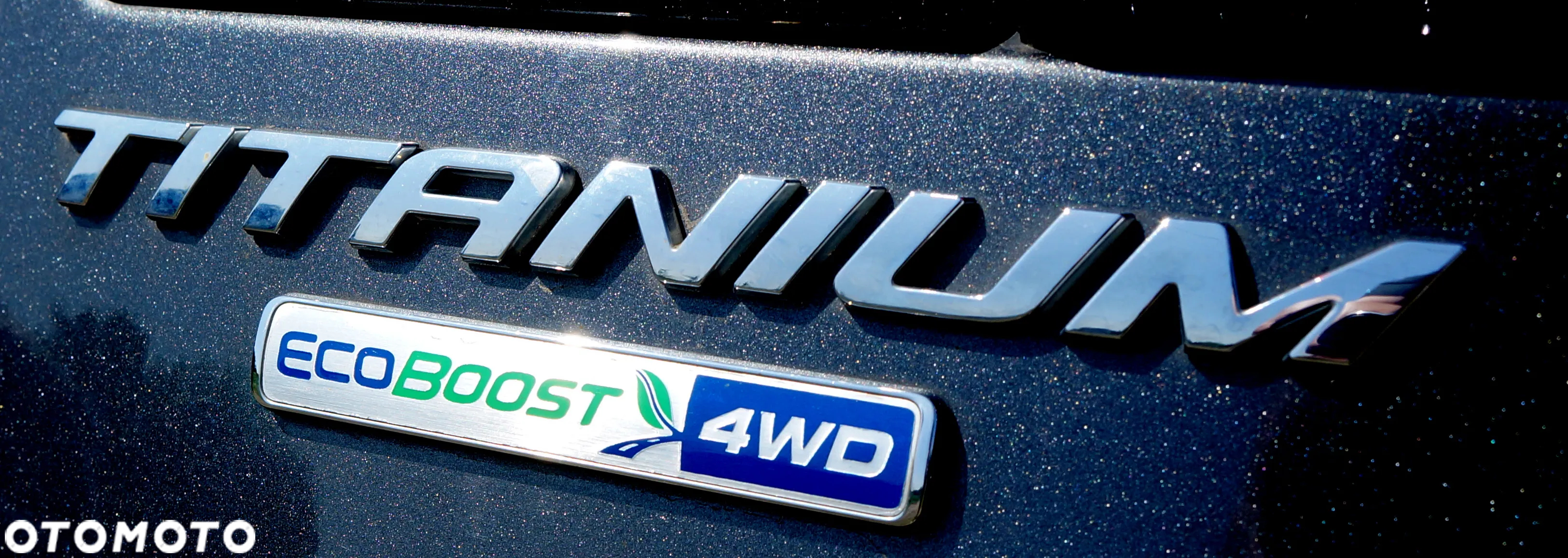 Ford Escape 2.0 EcoBoost AWD Titanium - 9