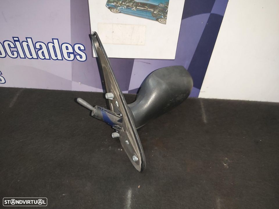 Retrovisor Esquerdo Manual Renault Clio 2004 - 2