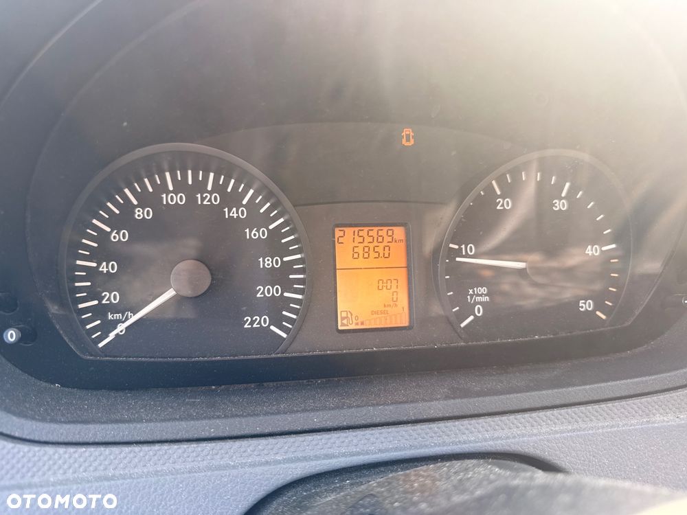 Mercedes-Benz Vito - 13