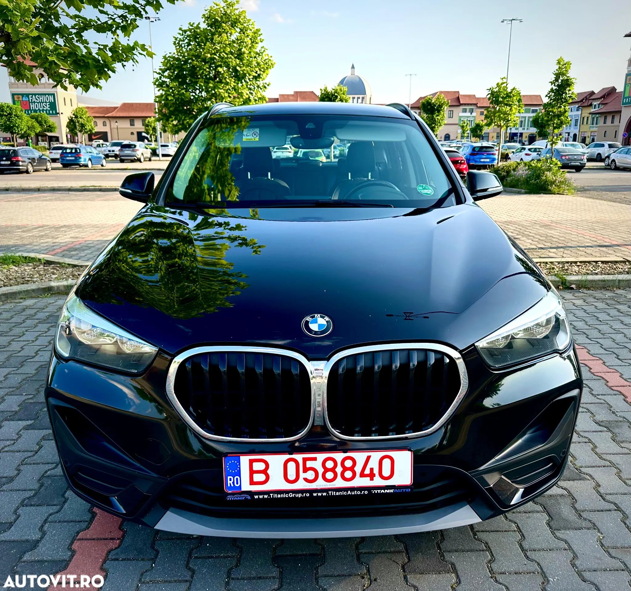 BMW X1 - 1