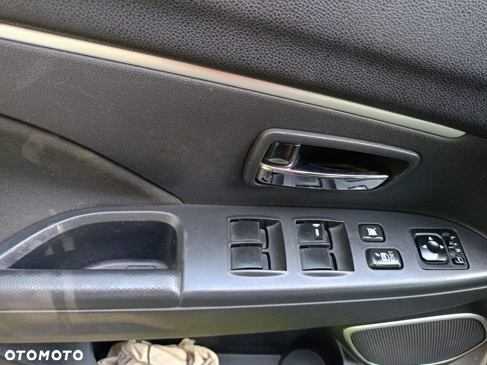Mitsubishi ASX 1.8 DI-D 2WD Intro Edition - 19