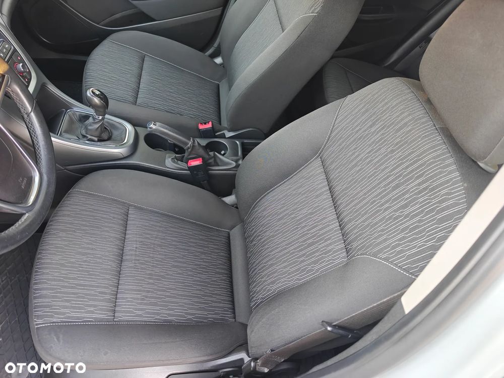 Opel Astra 1.4 Turbo - 14