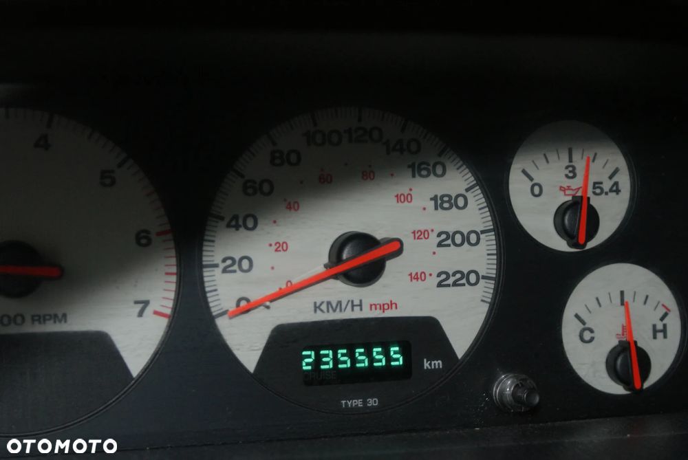 Jeep Grand Cherokee - 9