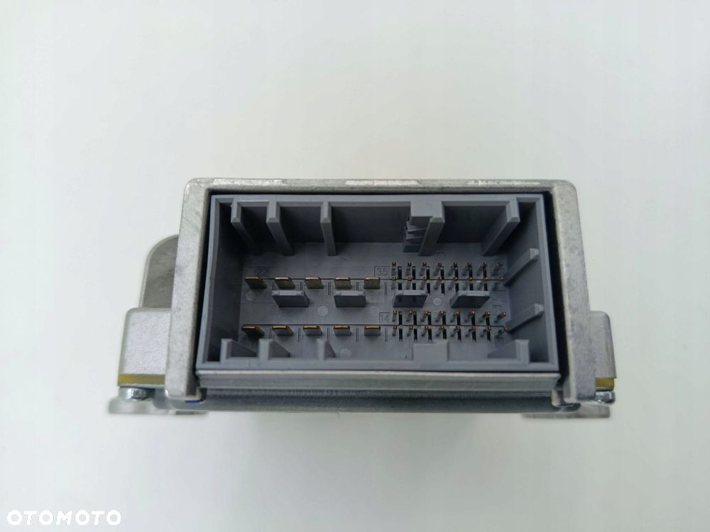 MINI F54 F55 F56 WZMACNIACZ RADIA HARMAN KARDON 5A4E5E9 - 2