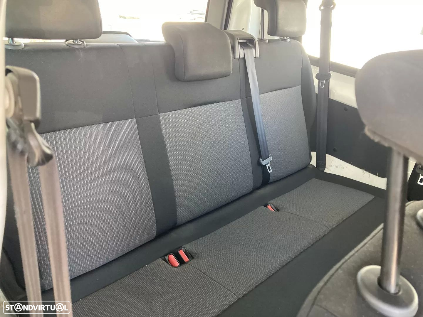 Peugeot Traveller 1.5 BlueHDi L1H1 Active Compact - 4