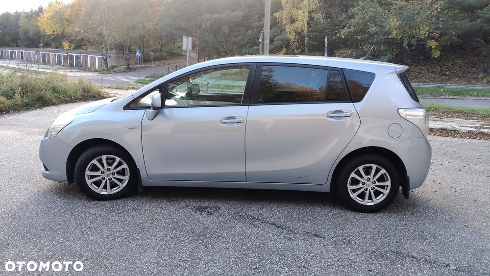 Toyota Verso 2.0 D-4D Luna 7os - 3