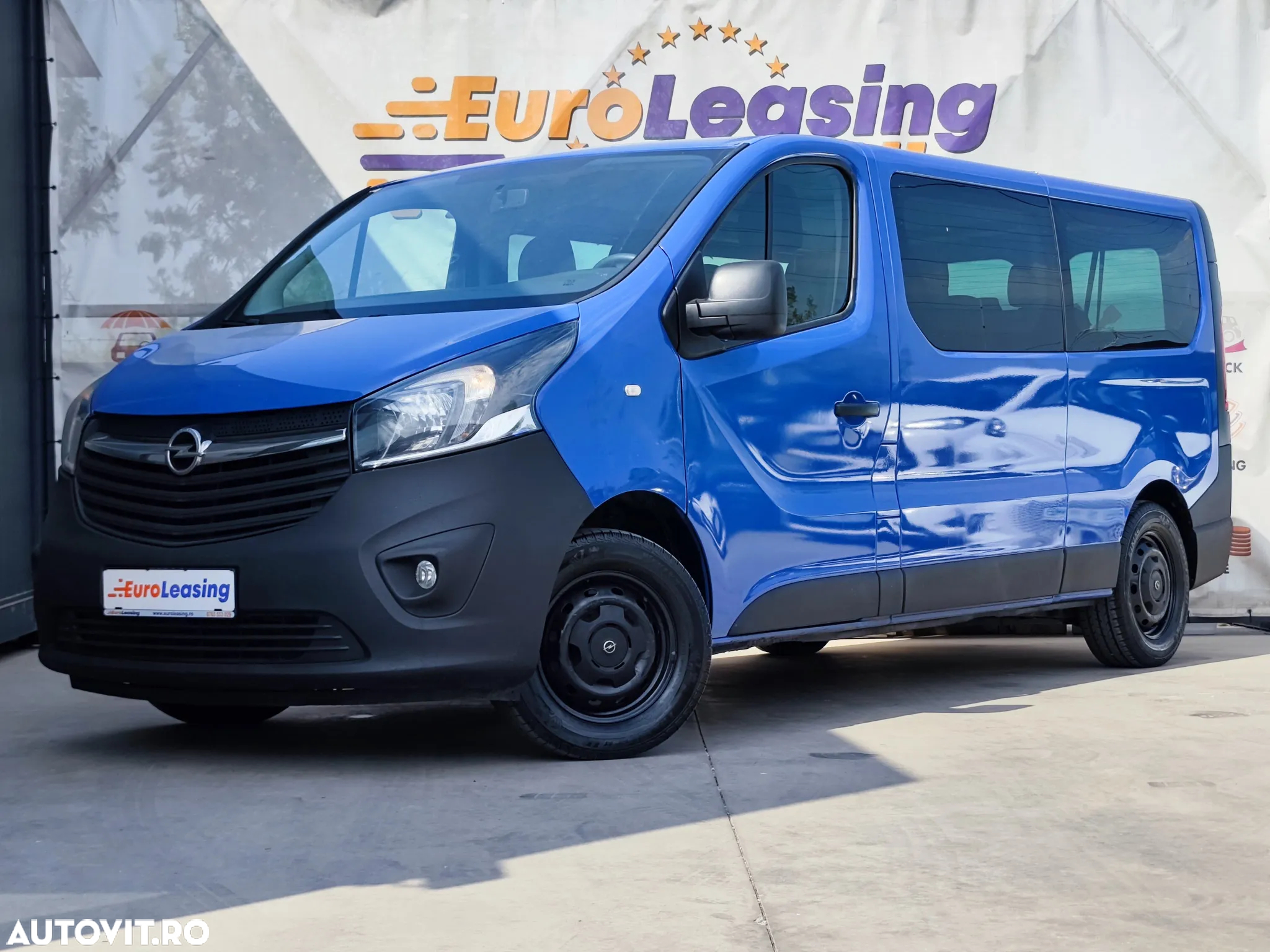 Opel Vivaro - 2