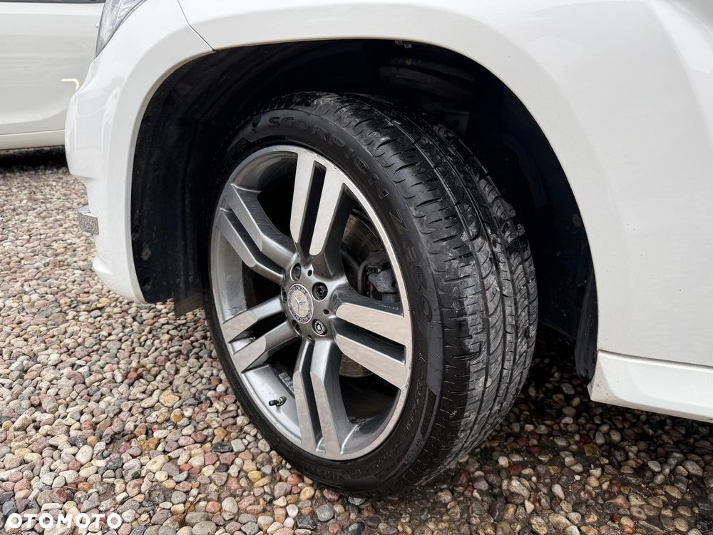 Mercedes-Benz GLK - 3