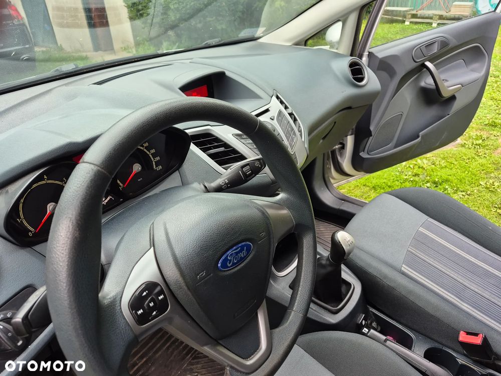 Ford Fiesta 1.25 Silver X (Trend) EU5 - 9