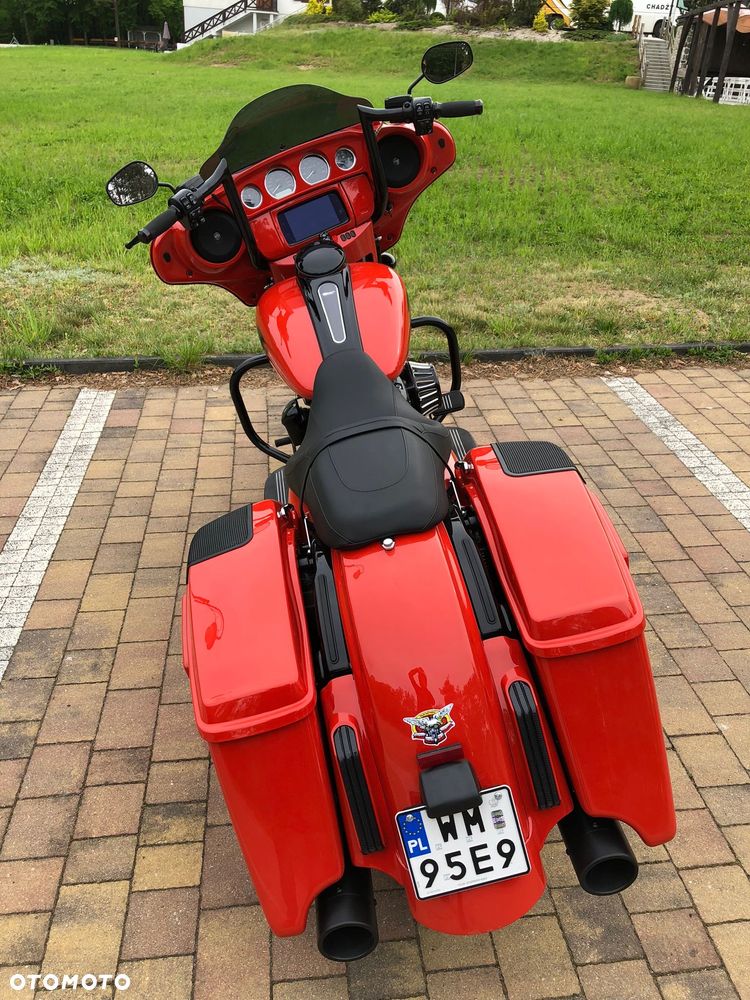 Harley-Davidson Touring Street Glide - 18