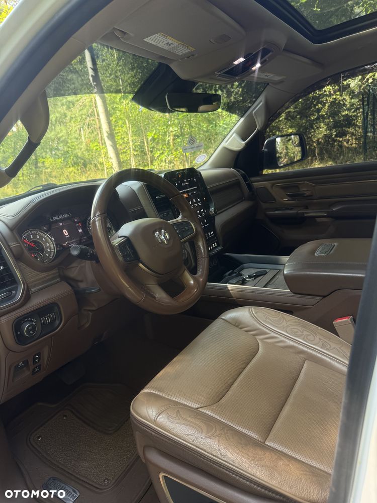 RAM 1500 Crew Cab Longhorn - 16