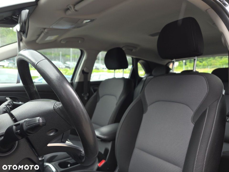 Hyundai i30 - 12