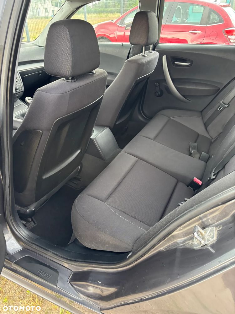 BMW Seria 1 116i - 14
