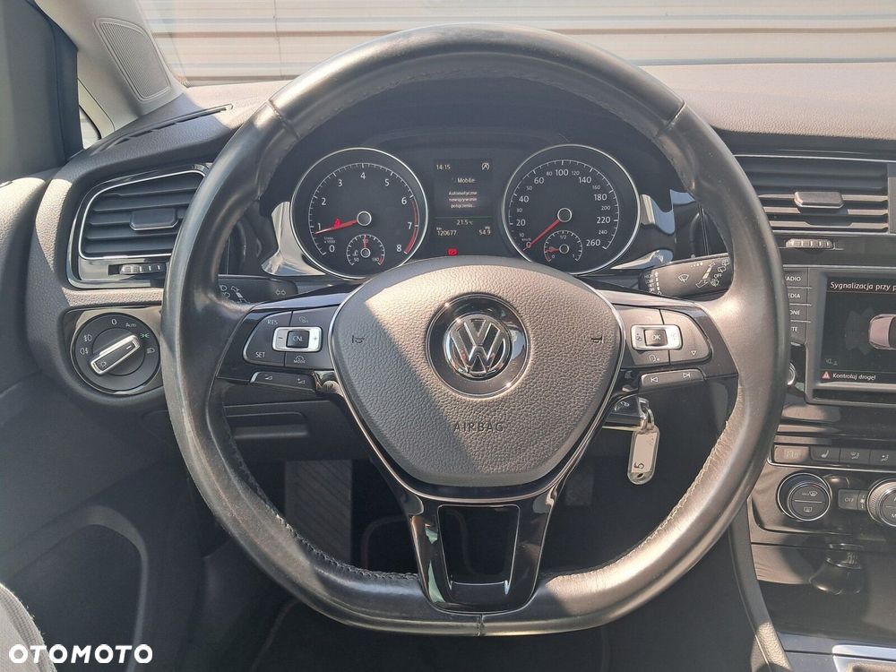 Volkswagen Golf - 15