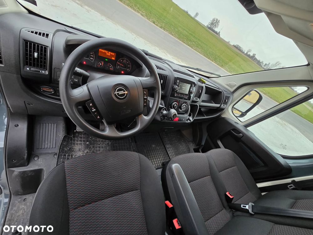 Opel Movano - 8