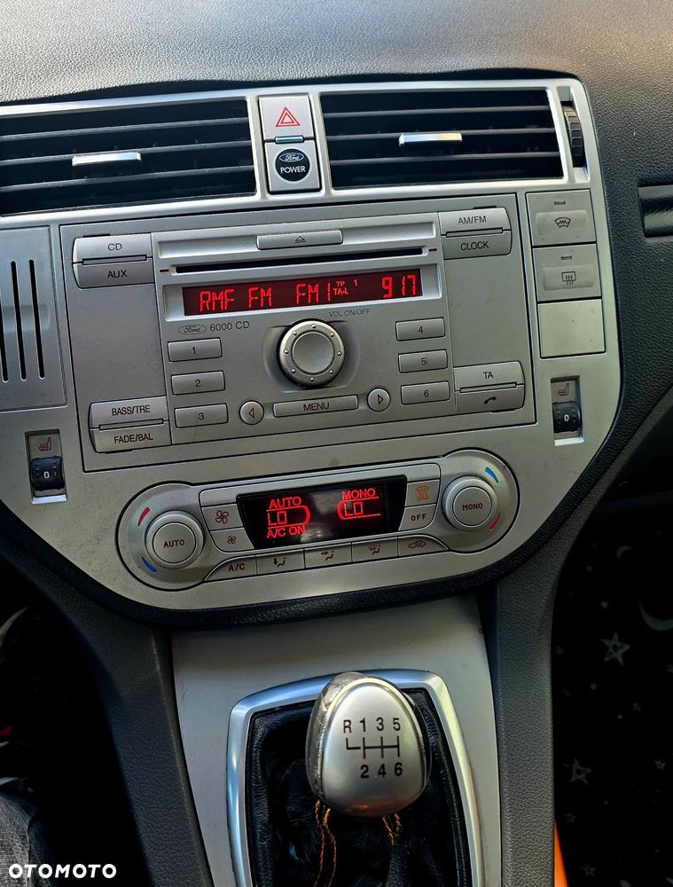 Ford Kuga 2.0 TDCi Titanium - 15